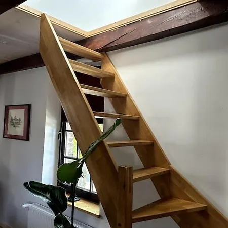 Loft In Historischer Schmiede 아파트 *